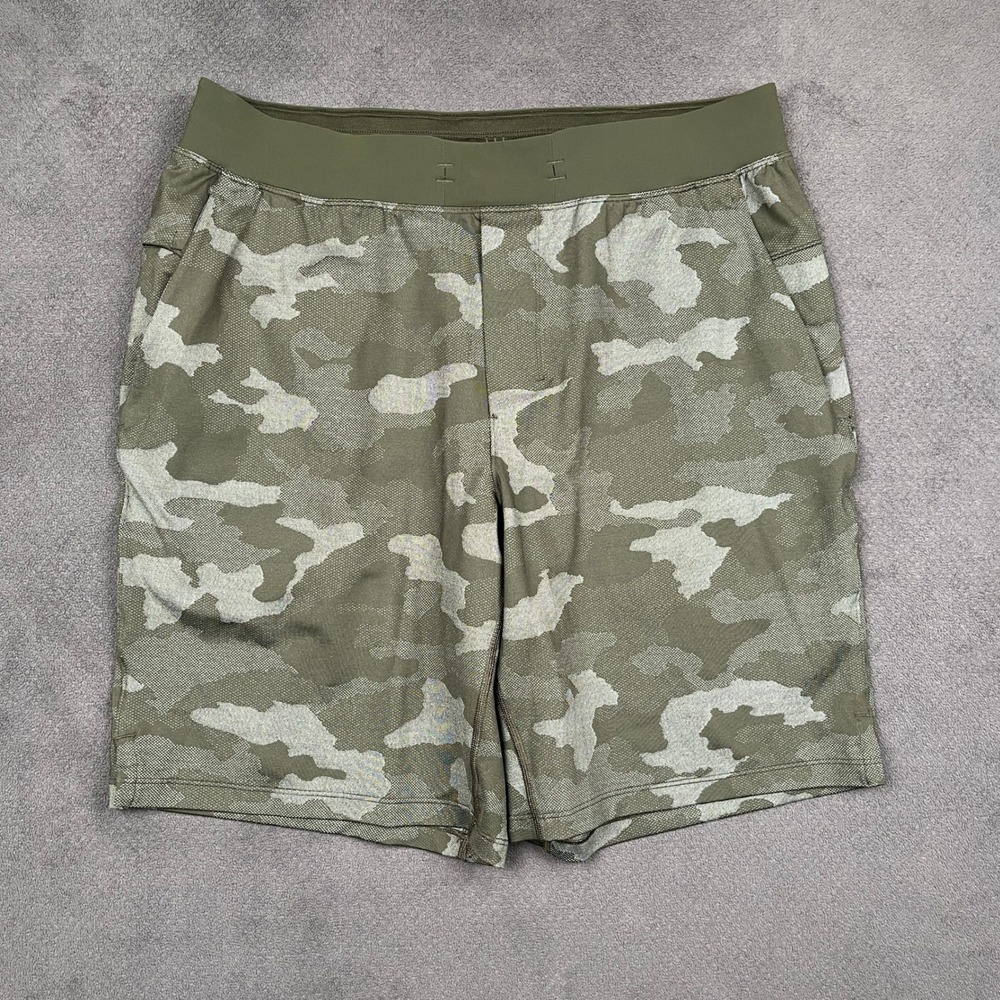 Lululemon T.H.E. Shorts Mens XL Green Camo Unlined Performance Drawstring 9"